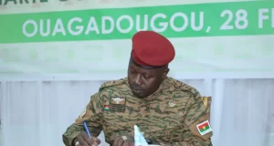 Burkina: adoption de la charte constitutionnelle de la transition