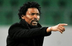 Football: Rigobert Song nommé sélectionneur du Cameroun