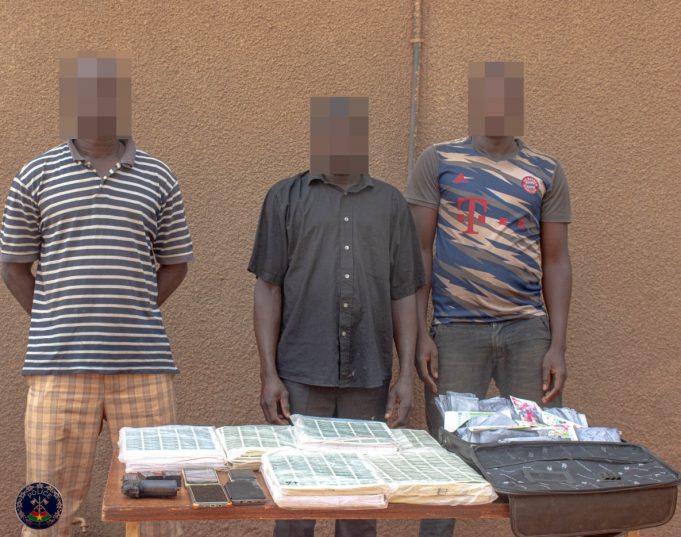 Ouagadougou: cinq présumés malfrats de trois réseaux aux arrêts