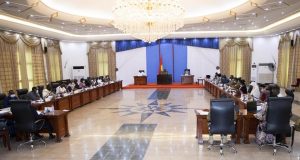 Burkina: «La stratégie militaire est en train de se déployer à Djibo» (gouvernement)