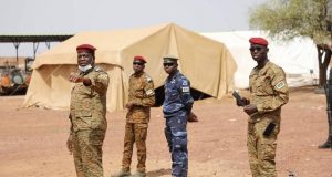 Burkina: le CEMGA galvanise le détachement mixte ayant neutralisé 20 terroristes