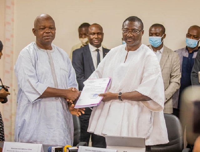 Le ministre burkinabè des Mines et des Carrières, Jean Alphonse Somé