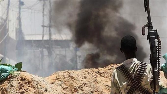 Nigeria: 13 soldats, cinq policiers et un milicien tués