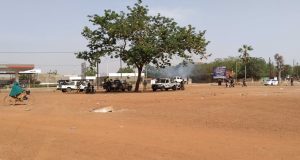 Ouagadougou: des manifestants pro-Russes dispersés en face de la Cathédrale