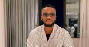 Côte d’Ivoire: l’artiste Kérosène victime d’un grave accident de route