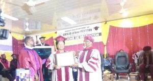 Burkina/Eglise: le pasteur Hortense Karambiri fait «Docteur Honoris Causa»