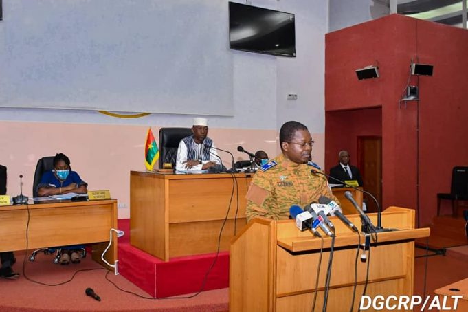 Burkina/Défense: le gouvernement propose la diversification des partenaires