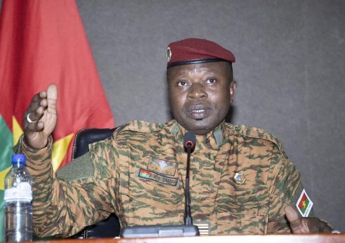 Lutte contre le terrorisme: la «thérapie à double action» du lieutenant-colonel Damiba