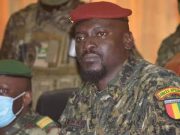 Guinée: le colonel censeur fera la loi pendant combien de temps encore?