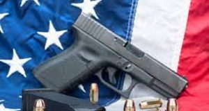 Droit au port d’armes et à l’avortement: des décisions de justice qui font bruit aux USA