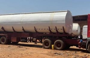 Burkina: 14 camions citernes transportant du carburant détournés à l’Est