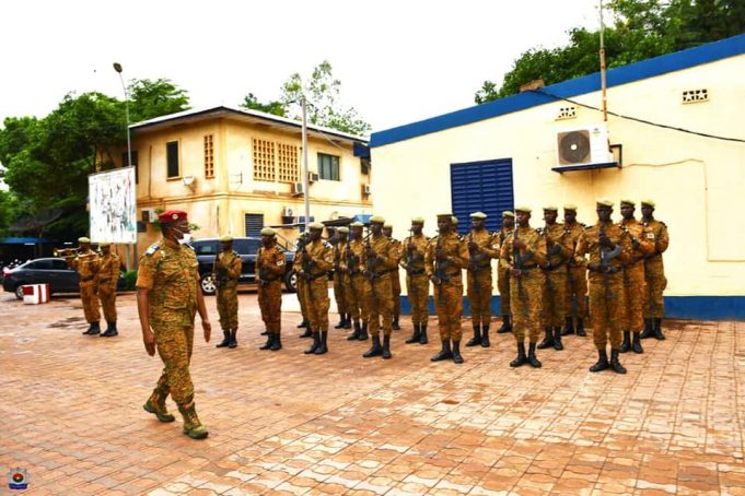 Burkina: le CEMGA réduit la durée de déploiement dans les détachements