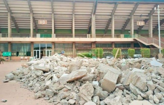 Réhabilitation du stade du 4-Août: trois personnes interpellées
