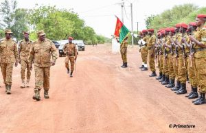 Immersion au sein des forces armées : le Premier ministre et son Gouvernement à l’ENSOA et à l’Académie de police
