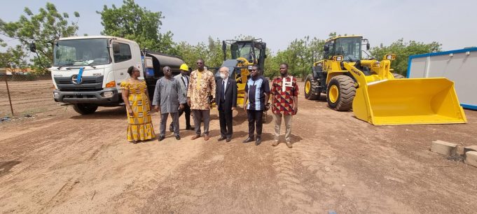 Entretien routier: le Japon offre au Burkina un lot de matériel