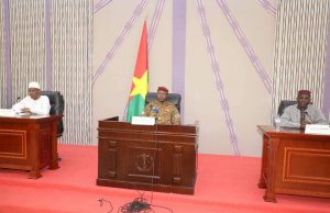 Burkina: «Nous devrons tôt ou tard nous regarder dans les yeux, nous parler et nous pardonner» (Damiba)