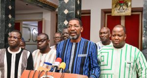 Burkina/Rencontre avec le PM: l’ex-majorité dénonce des «méthodes cavalières de convocation»