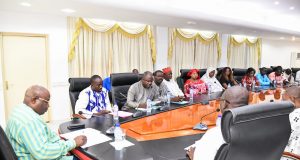 Burkina: le Premier ministre encourage les acteurs du secteur informelle