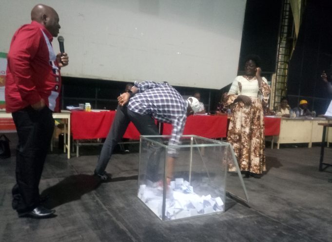Ouverture de clubs PMU’B: les gérants tirés au sort parmi 1 800 candidats à Ouagadougou et plus de 400 à Bobo
