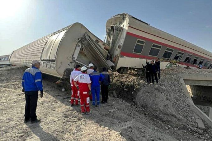 Iran: un déraillement d’un train fait au moins 17 morts