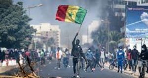 Sénégal: attention aux vieux démons des violences électorales!