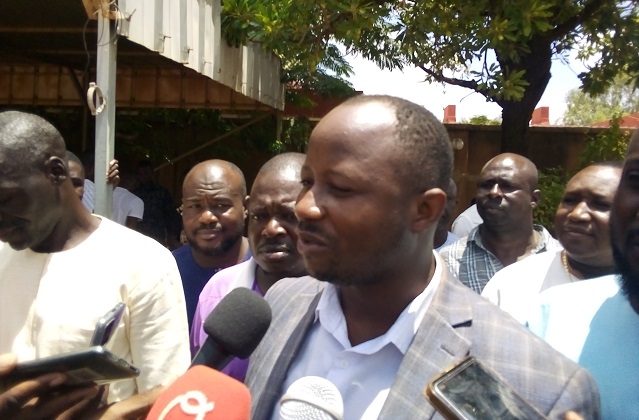 Désiré Guinko, porte-parole de la coordination des organisations pour la libération de Roch Kaboré