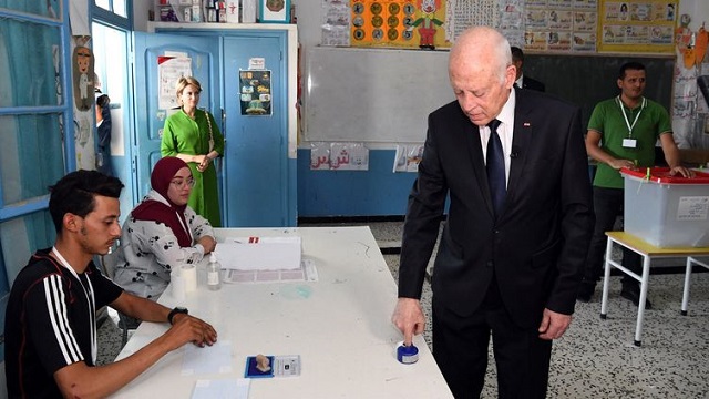 Journée de vote pour une nouvelle Constitution en Tunisie