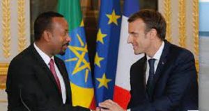 Macron en tournée en Afrique: une visite aux multiples enjeux