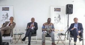 Lutte antiterroriste: les propositions de Alpha Barry et d’autres panélistes