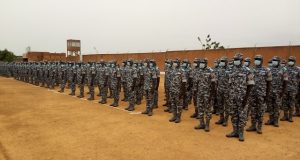 Burkina/Lutte antiterroriste: 417 gardes pénitentiaires de la 7e promotion prêts à servir