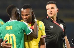 Football: le Béninois Désiré Segbe Azankpo, meilleur ami de Sadio Mané, signe au Bayern