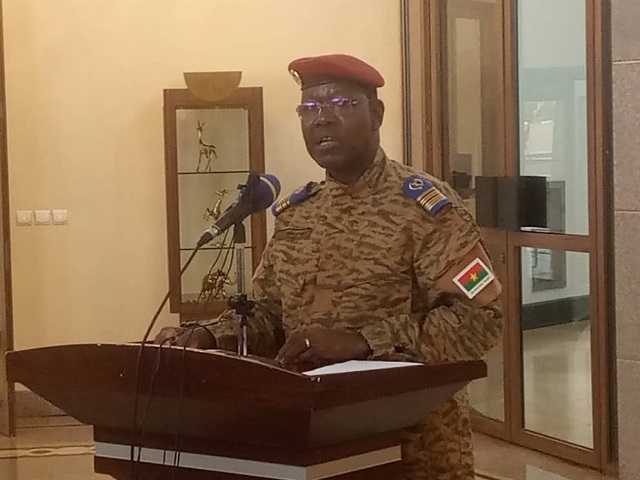 Le ministre des Infrastructures et du Développement, le colonel-major Charles Josaphat Zoungrana(1)