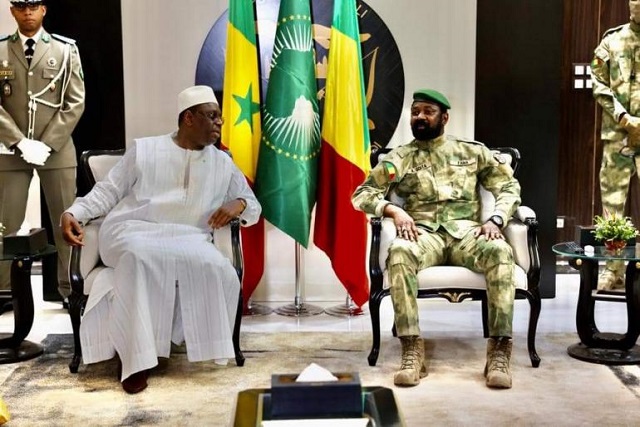 Macky (à gauche) et Goita, lors de l'audience à Bamako