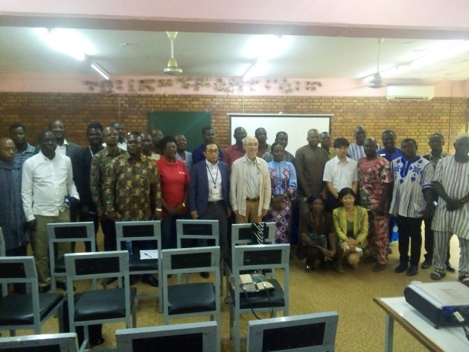 Burkina: le Japon « a construit 1 043 salles de classes au primaire »
