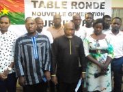 Terrorisme au Burkina: «s’unir» pour «parer au plus urgent»