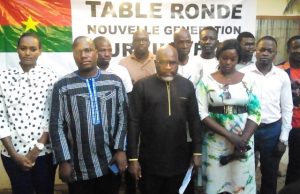 Terrorisme au Burkina: «s’unir» pour «parer au plus urgent»