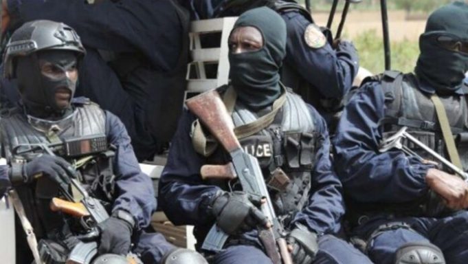Mali: cinq policiers tués dans une attaque à Sona