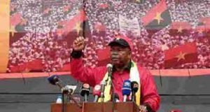 Angola et Kenya: finies les élections, place aux contestations!