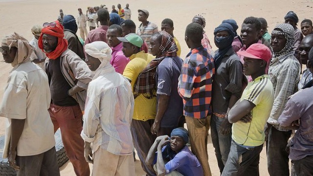 Des migrants sub-saheliens en Algérie