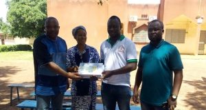 Loumbila: une association fait un don à l’orphelinat Sainte Thérèse