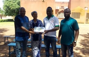 Loumbila: une association fait un don à l’orphelinat Sainte Thérèse