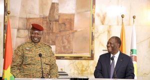 Burkina-Côte d’Ivoire: ce que se sont dit Ouattara et Damiba