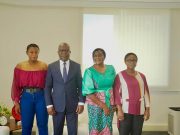 Côte d’Ivoire: une sage-femme burkinabè honorée pour avoir sauvé deux vies