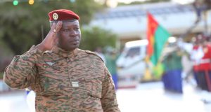 Burkina: plusieurs officiers de l’armée dont Paul-Henri Damiba, Evrard Somda et Yves-Didier Bamouni radiés