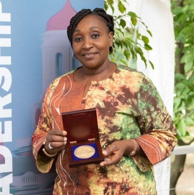 Une distinction méritée pour Dr Raymonde Goudou Coffie