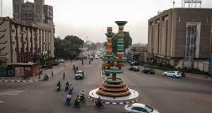 Burkina: certaines activités reportées, des commerces fermés