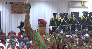 Terrorisme: le capitaine Traoré invite les FDS à «s’unir pour vaincre dans de brefs délais»
