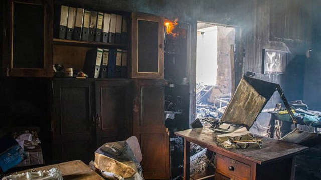 Une école incendiée en Ouganda