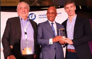 Guinée: Cellou Dalein Diallo reçoit le Prix africain de la liberté