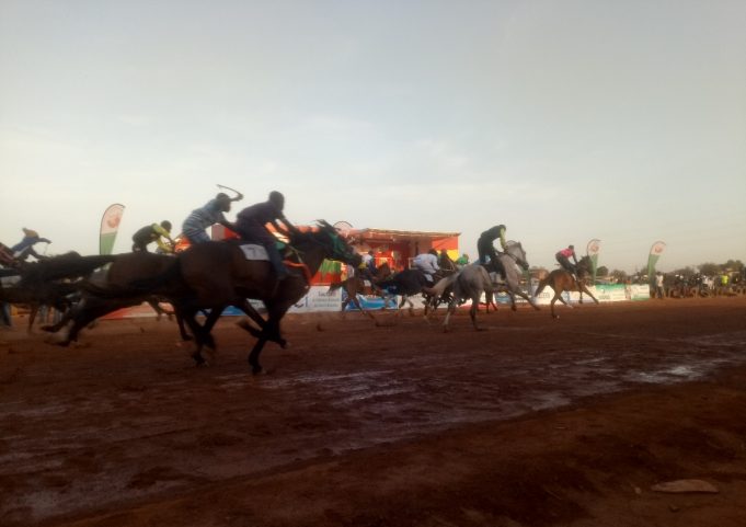 Grand Prix hippique de la LONAB: les chevaux du Centre expriment leur suprématie